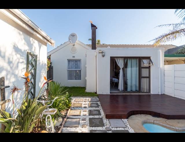 2 BEDROOM HOUSE RENTED IN SUNNINGDALE